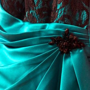 Beautiful teal cocktail dress ✨